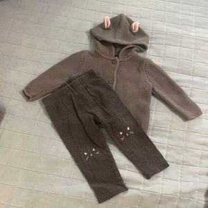 🥰 2/$20 Victoria Beckham Outfit Size 9M